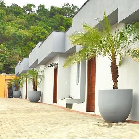 Pousada Familia Bueno Monte Alegre do Sul Εξωτερικό φωτογραφία