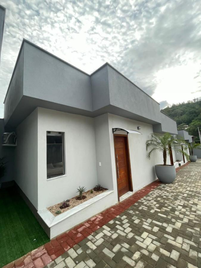 Pousada Familia Bueno Monte Alegre do Sul Εξωτερικό φωτογραφία